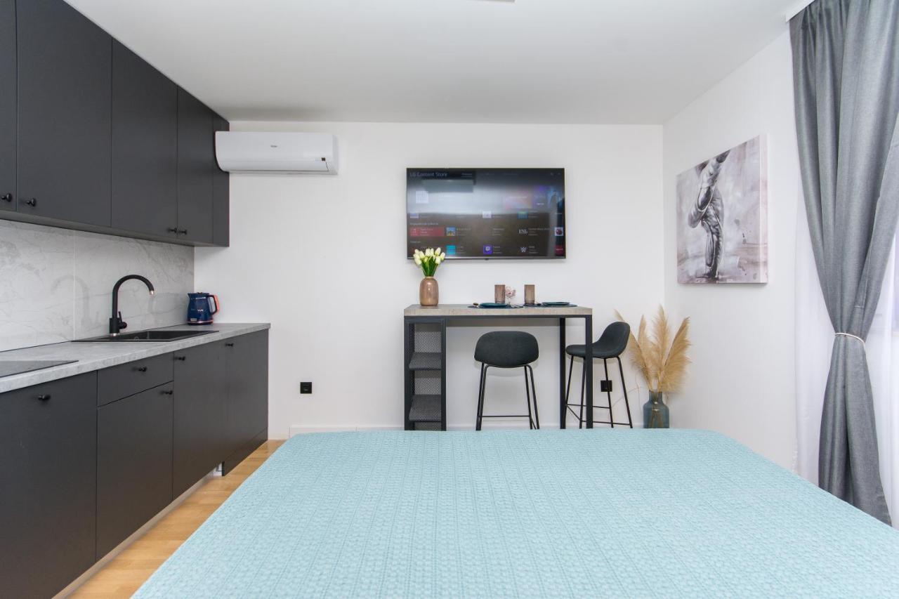 Sapphire Studio Apartment With Free Private Parking Dubrovnik Exterior photo